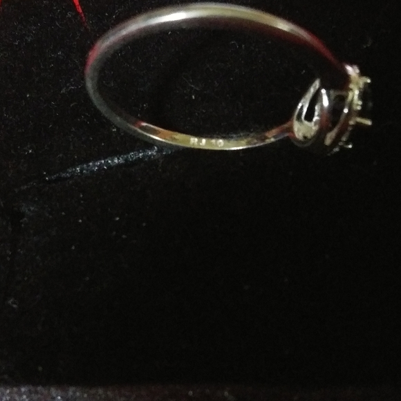 Sterling 925 Ring w/DIAMONDS & ONYX - Picture 2 of 7